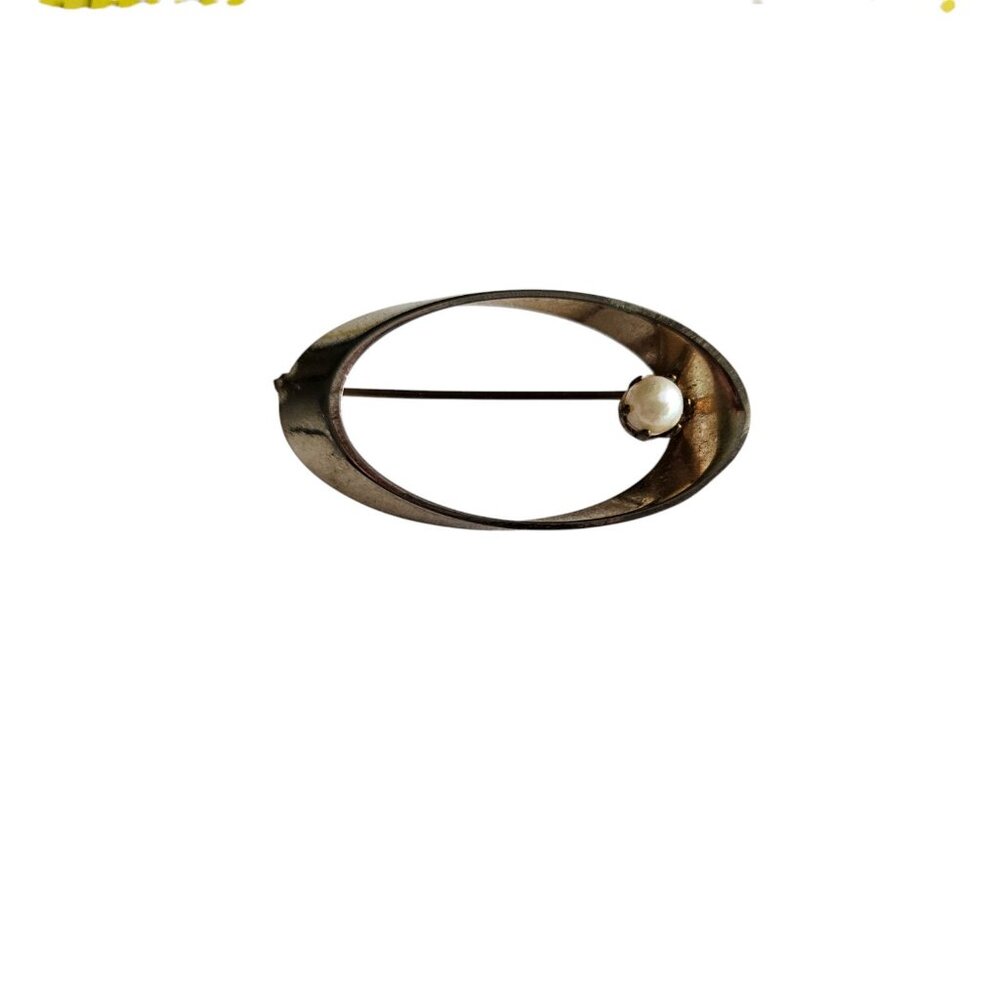 Vintage Modern Gold Tone and Faxu Pearl Brooch